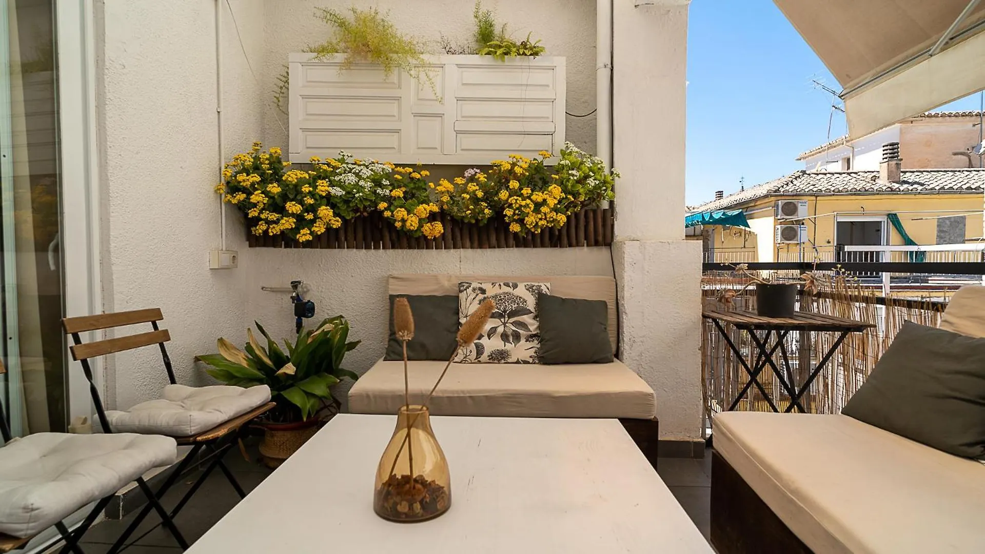 Ferienwohnung Piso Moderno Y Tranquilo En El Centro Con Terraza Granada Apartment