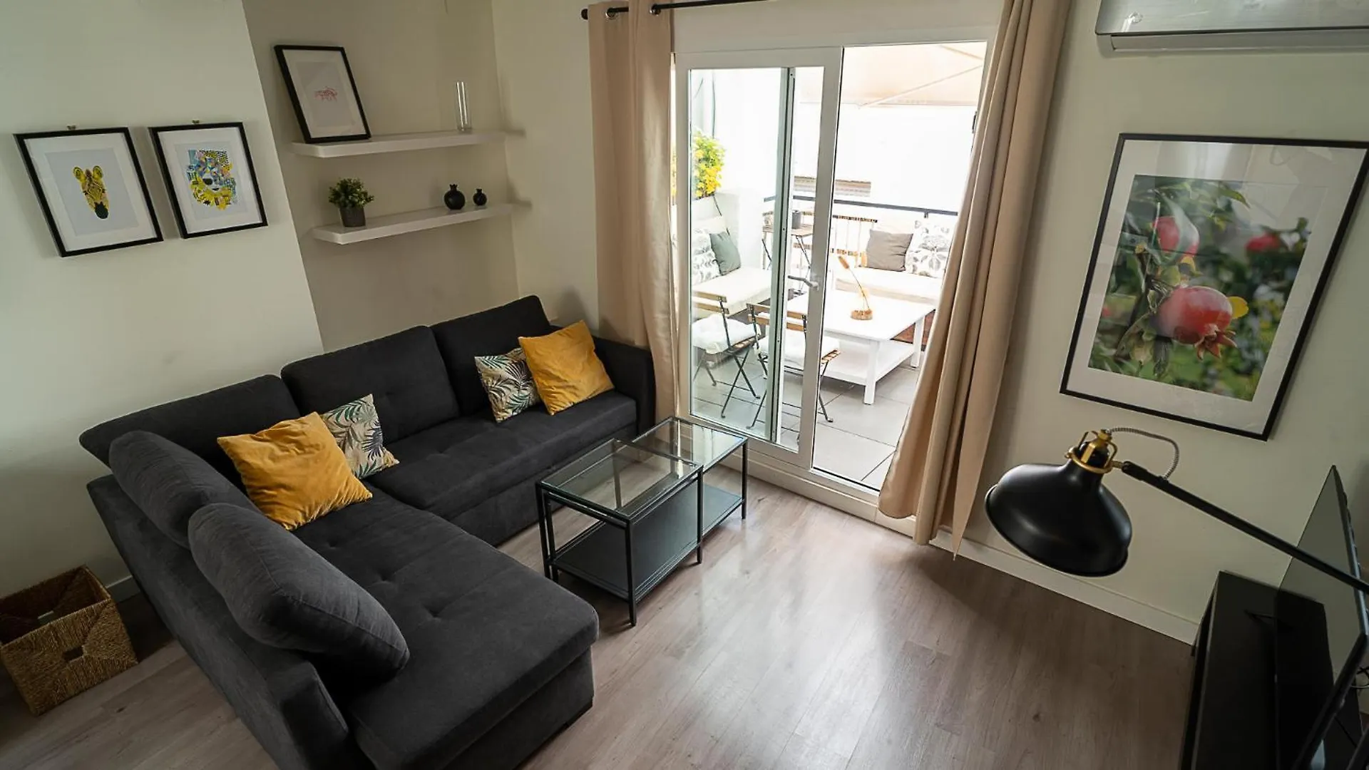 Ferienwohnung Piso Moderno Y Tranquilo En El Centro Con Terraza Granada